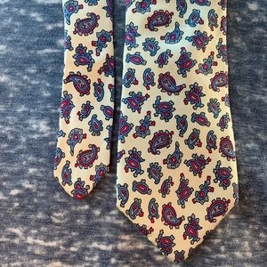 👔 necktie